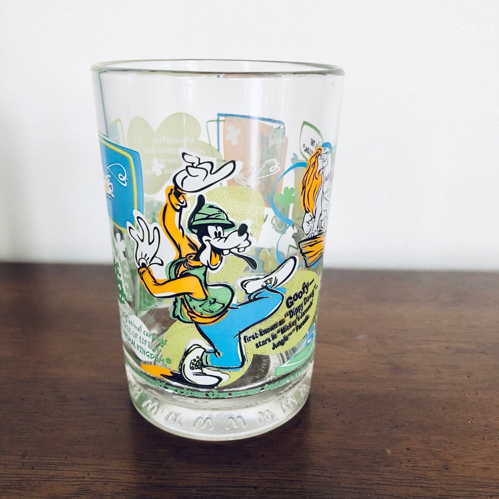 NWOT Vintage Disney Characters Drinking Glass